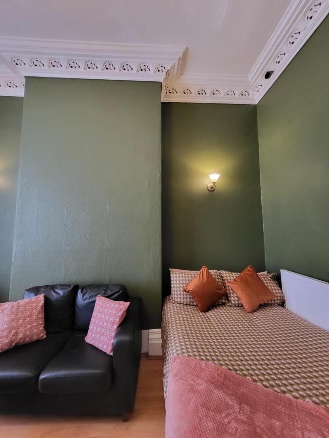 Digbeth City Centre Apartment Sleeps 12 Opposite Coach Station Μπέρμιγχαμ Εξωτερικό φωτογραφία